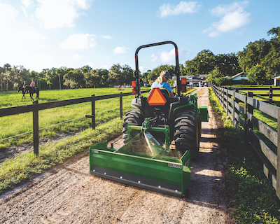 3025D-compact-tractor