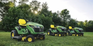 Read more about the article Benefits of Buying John Deere Tractors & Riding Mowers